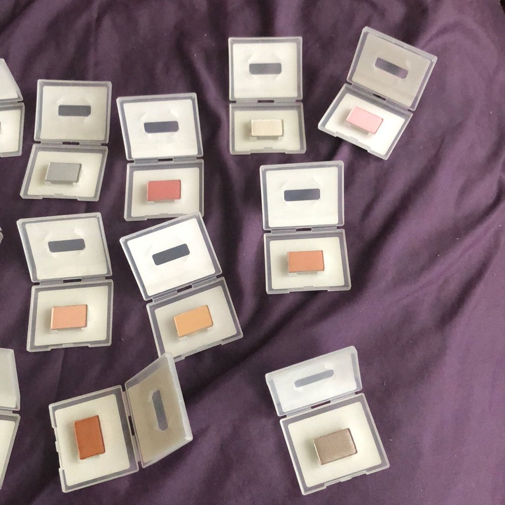 Eye shadow - Picture 7 of 8